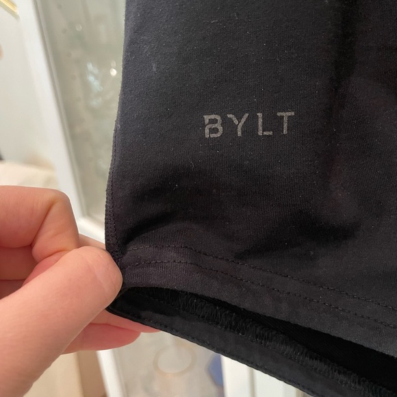 BYLT Premium Basics Drop Cut V-Neck Lux T-shirt Black Size Large - Picture 3 of 3